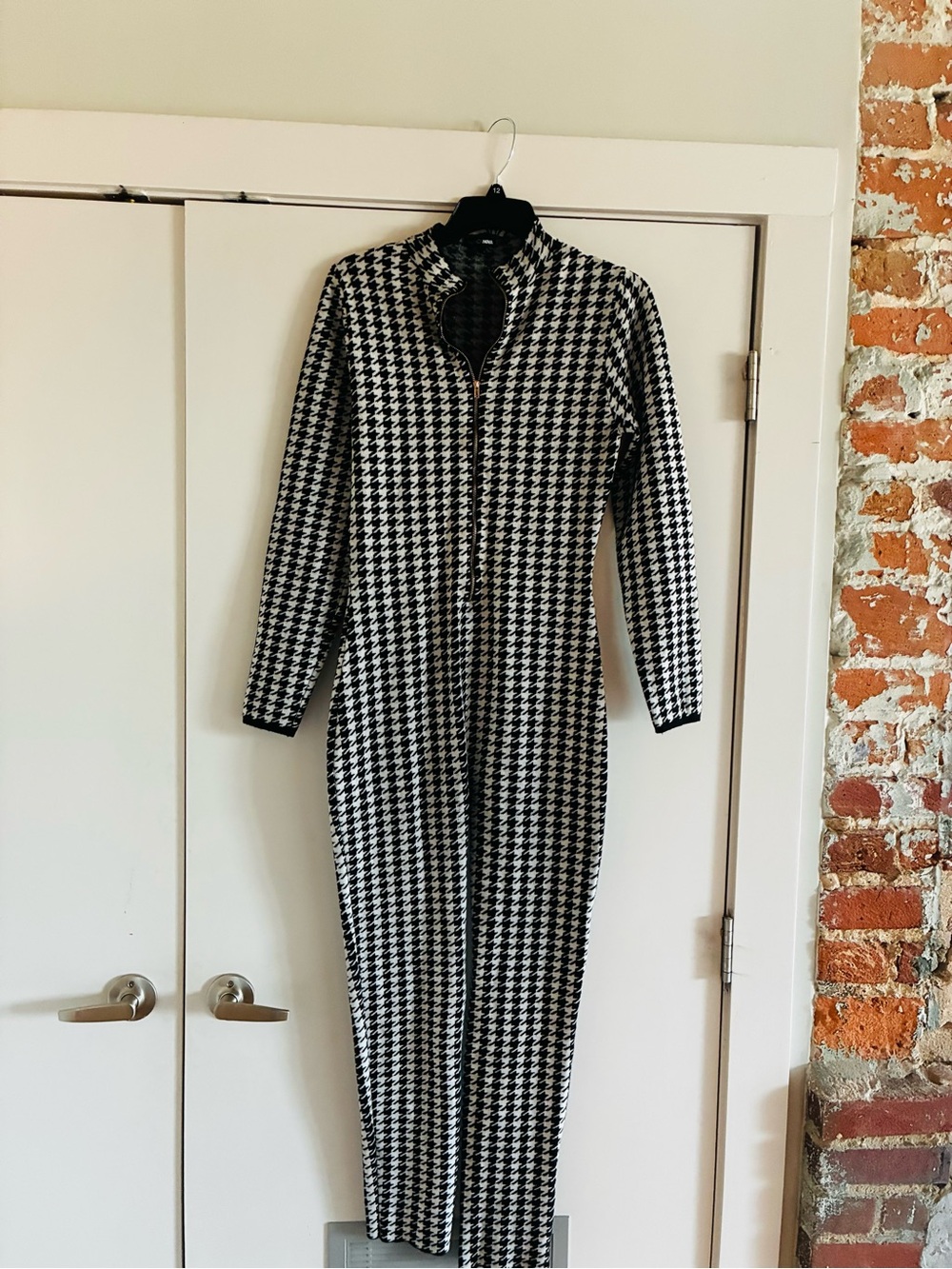 Fashion Nova “No Fads” Houndstooth Sweater Jumpsuit with a front zipper - Picture 3 of 4